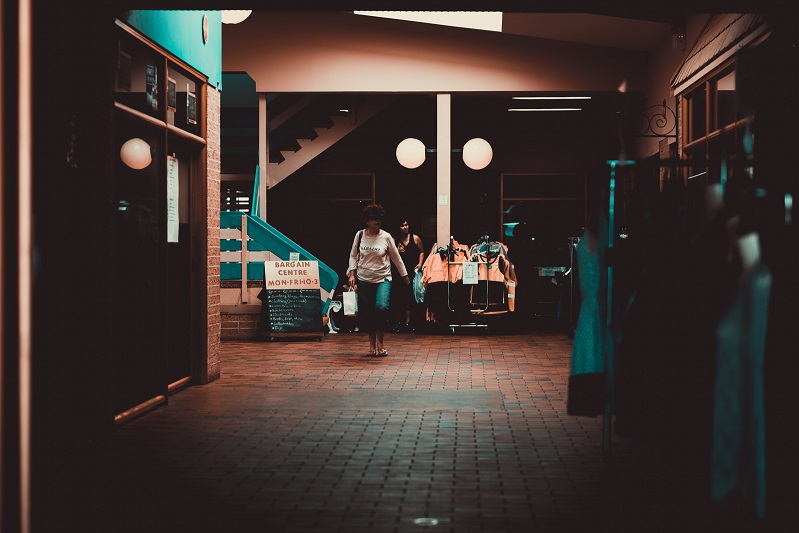 地下室潮濕怎么破？安詩(shī)曼除濕機(jī)來(lái)支招