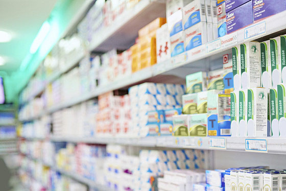 1525915239803215.jpg 藥店展架.jpg